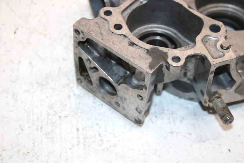 1990 Polaris Trail Boss 350l 4x4 Oem Right Crankcase Half 3084117 AP142