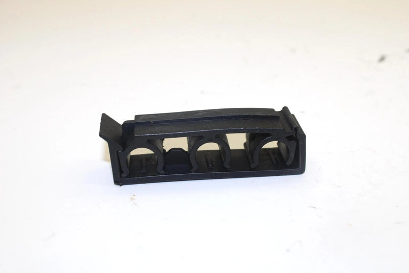 2001 Yamaha Waverunner Xlt1200 Oem Clip Holder 65U-81317-10-00 JY7