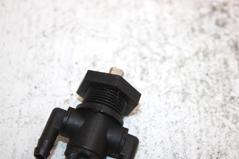 1997 Arctic Cat Monte Carlo 770 OEM Fuel Selector Valve 0670-710 JA9