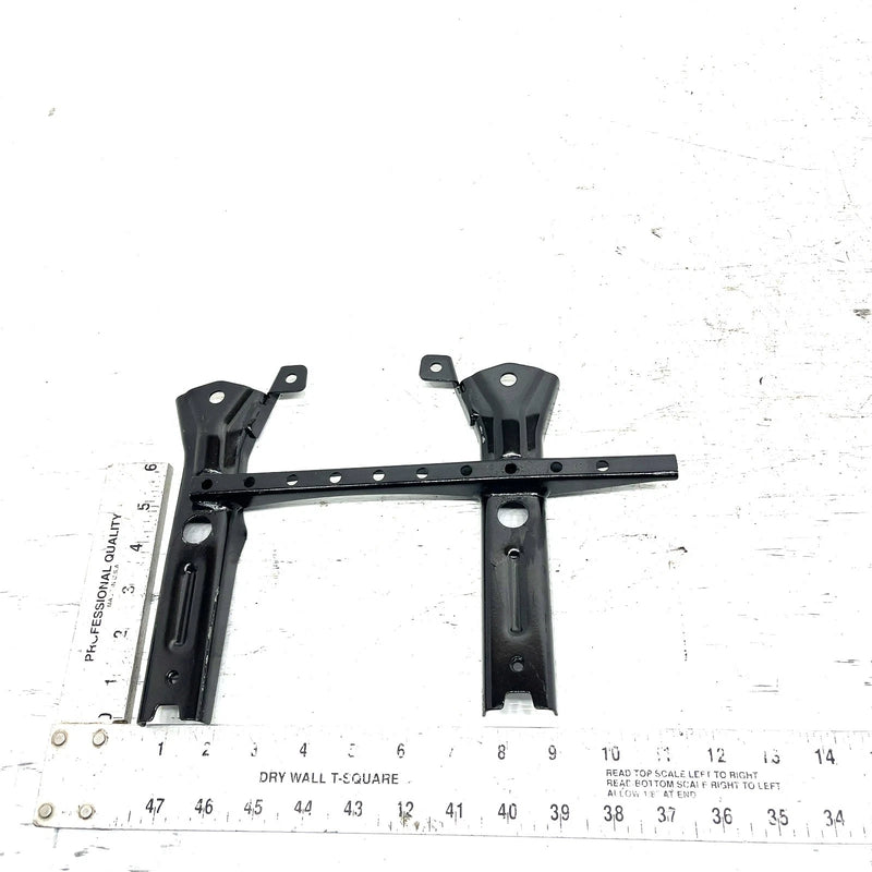 12 Yamaha Grizzly 550 YFM550 4x4 OEM Left Footrest Support 1HP-F7452-00-00 AY65