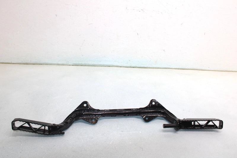 83 Yamaha  Ytm M225 Dxk Oem Footrest 21V-27411-10-00 AY42