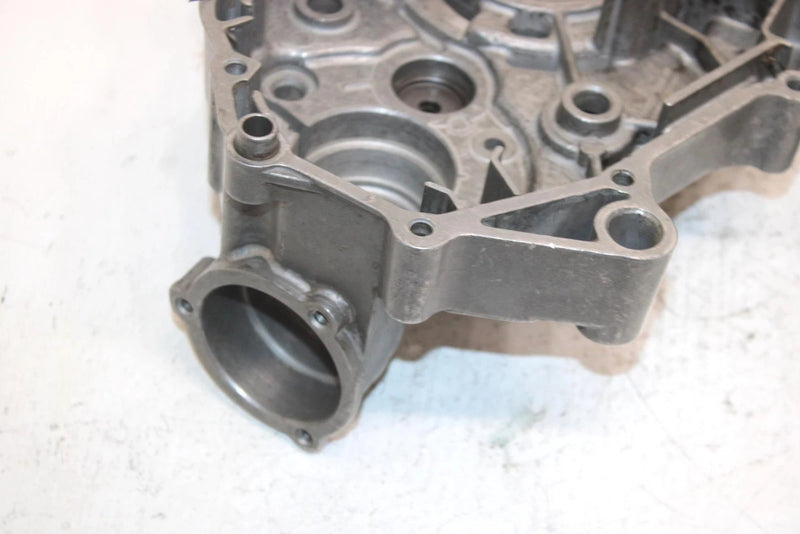 1987 Yamaha  Badger Yfm80t Oem Crankcase 2FJ-15100-00-00 AY9