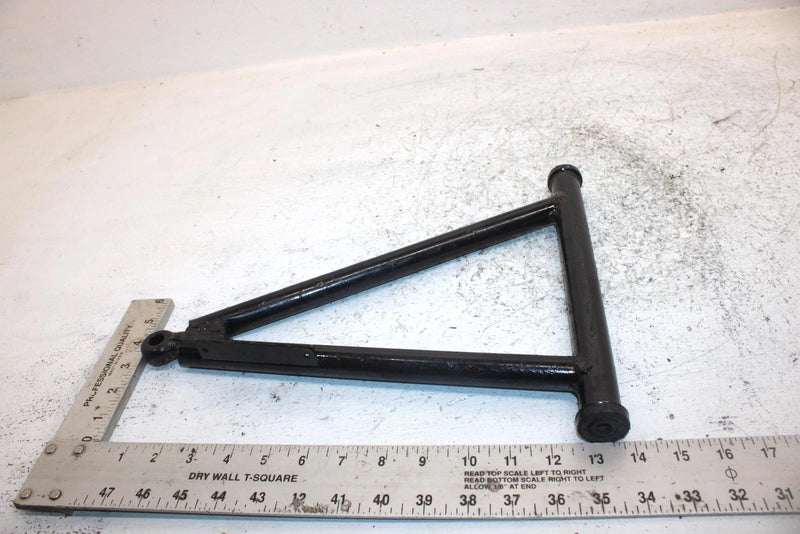 2004 Polaris Magnum 330 Oem Front Right A Arm 2202283 AP159