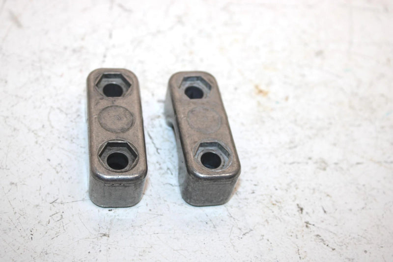 98 Polaris Xc 700 Oem Upper Handlebar Block Pair 5630382-067 SP130