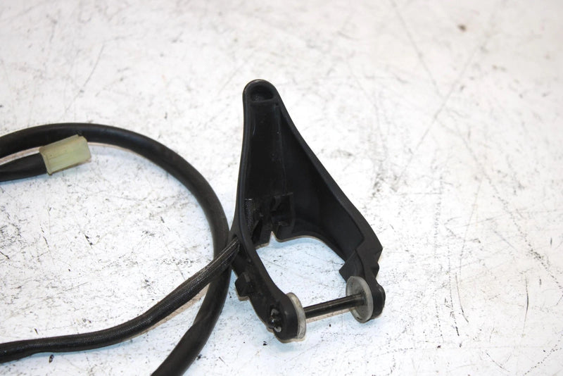 06 Yamaha Attak Oem Thumb Warmer and Throttle Lever 8FP-82970-00-00 SY109
