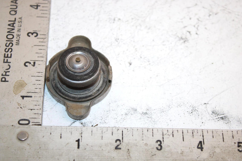 04 Polaris Predator Oem Radiator Cap 1240093 AP62
