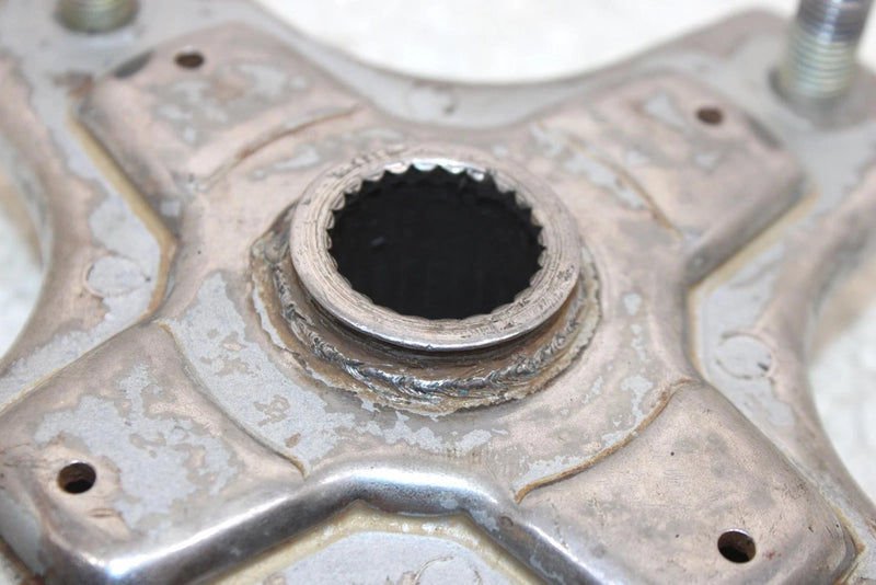 1994 Kawasaki Bayou 220 Oem Left Wheel Hub 49030-1086 AK3