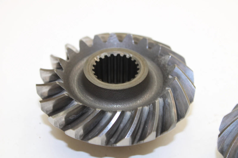 00 Kawasaki Bayou 300 4x4 OEM Bevel Gear 13101-5078 AK8