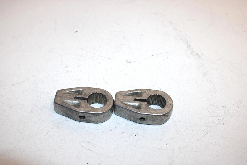 06 Arctic Cat Crossfire 700 Efi Oem Idler Shaft Arm Pair 0605-635 SA251