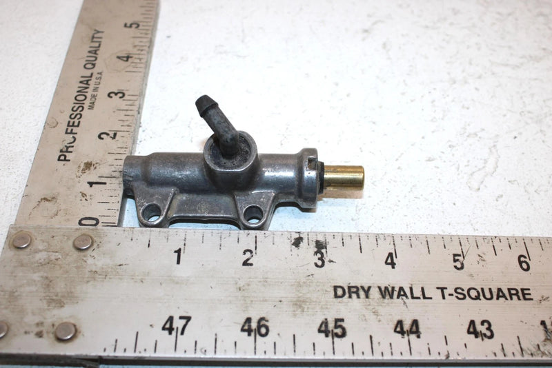 2005 Polaris Sportsman 800 Oem Rear Brake Master Cylinder 1910790 1911113 AP146