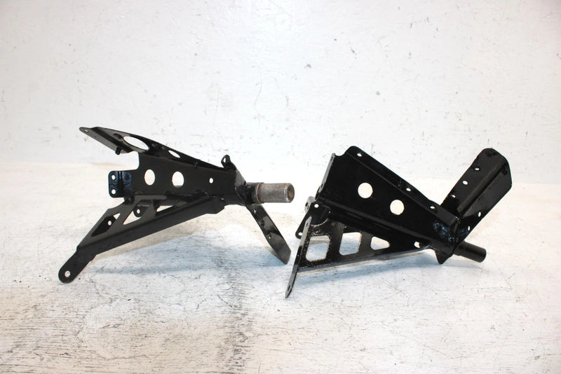 2002 Ski-doo Mxz 700 Oem Trailing Arm Mount Set 518320506 518320507 SS20