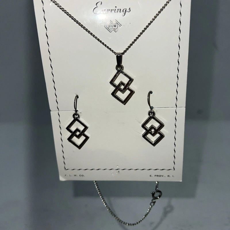 New Women’s Fashion Pendant Chain Silver Jewelry Set. 58 A-130