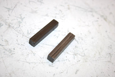 91 Polaris Trail Boss 350l 4x4 Oem Key Pair 7721205 AP15