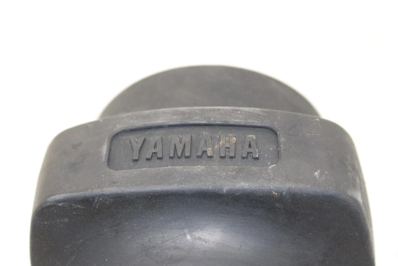 1995 Yamaha Vmax 500 Oem Strut Protector Pair 82M-77551-00-00 SY34