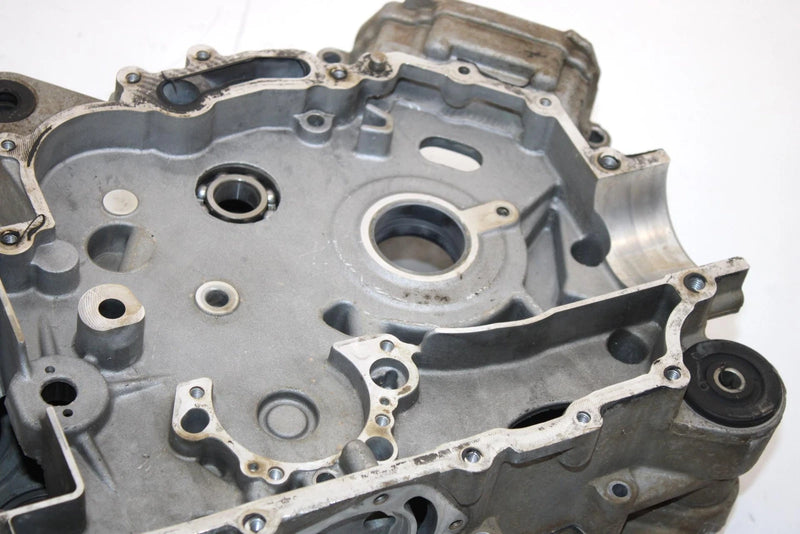 14 Can-am Outlander Max 400 Efi Oem Crankcase 420296761 AB6