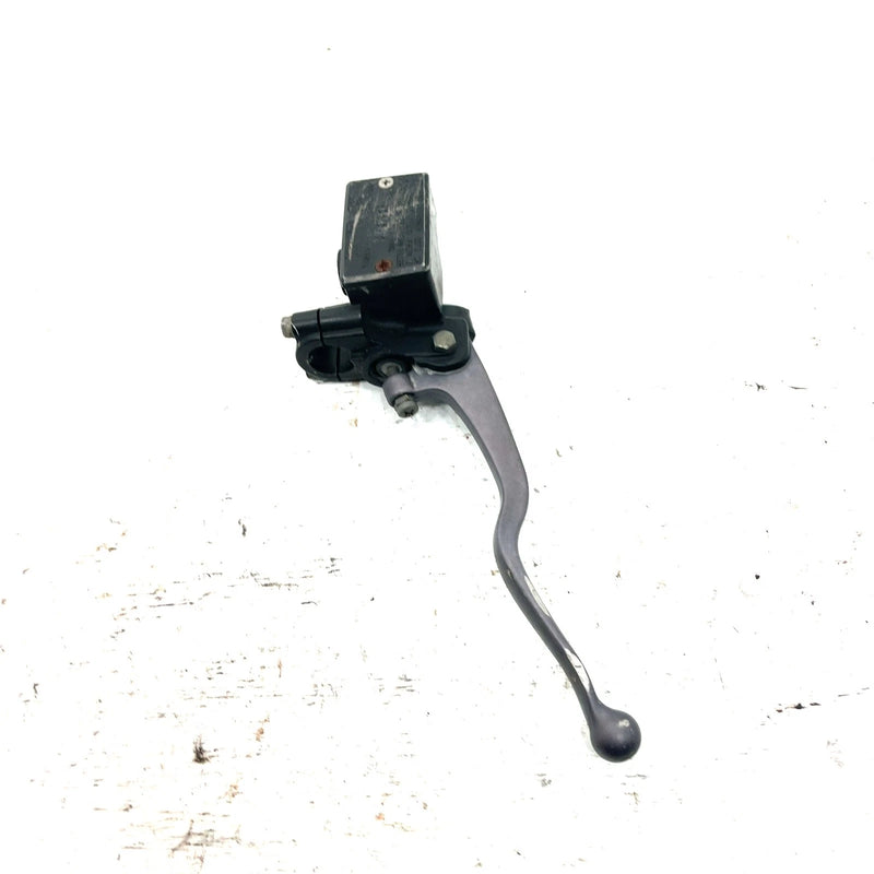 2000 Yamaha Warrior 350 OEM Front Brake Master Cylinder 2GU-25870-00-00 AY67