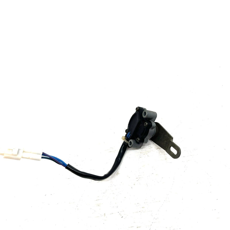 2002 Suzuki Quadrunner 500 LTF500F 4x4 OEM Reverse Switch 37600-09F00 AS37