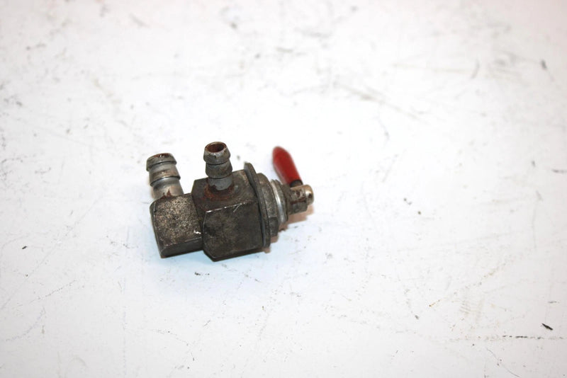 97 Polaris Xcr Se 600Oem Fuel Shut Off Valve 7051016 SP157