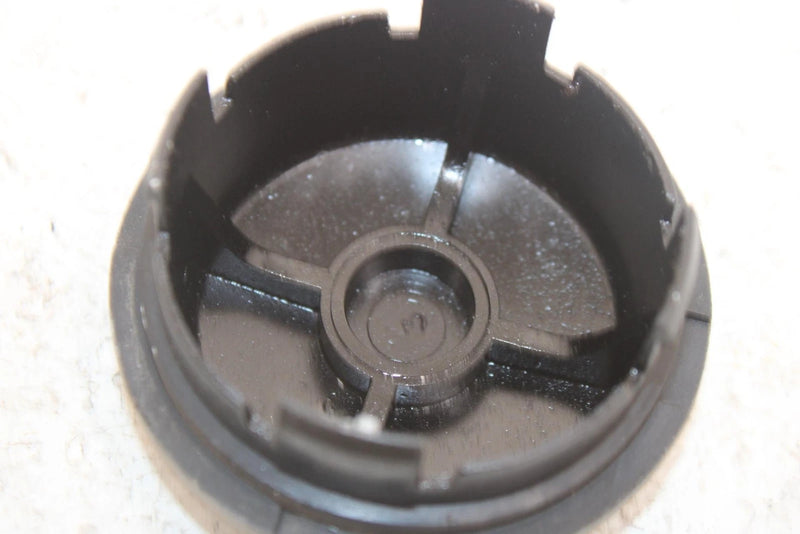 1990 Polaris Trail Boss 250 Oem Front Hub Cap 5431018 AP162