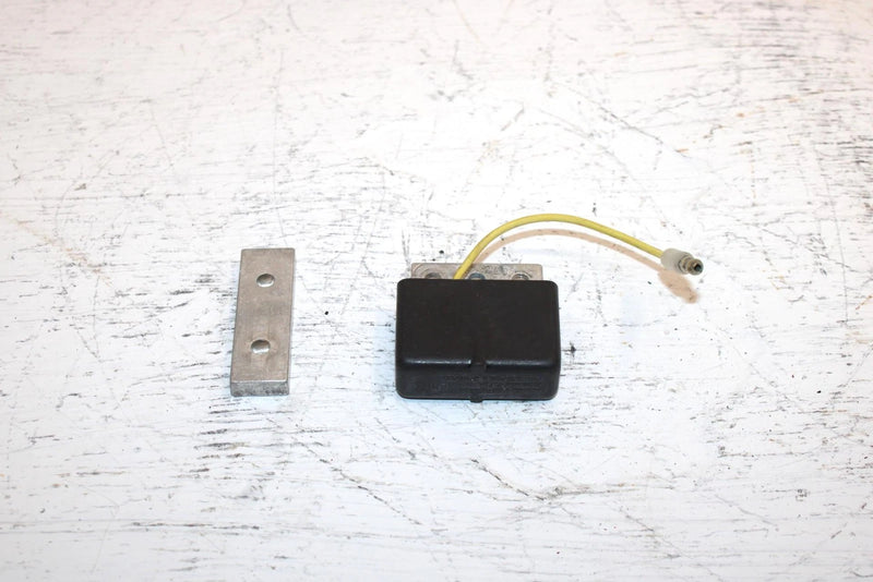 1989 Polaris 400 Oem Voltage Regulator W/Heat Sink 4060071 5210650 SP23
