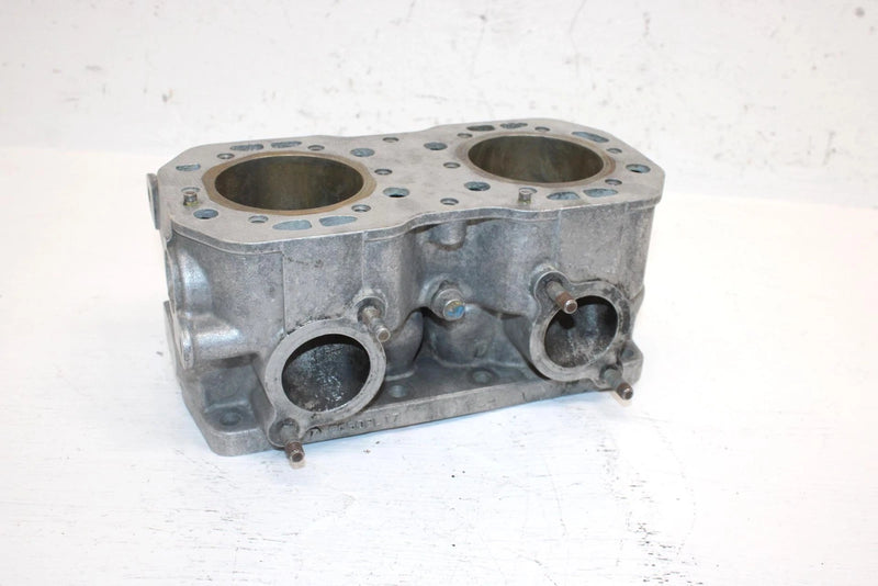 1998 Polaris 500 Oem 72mm Bore Cylinder 3085583 SP39