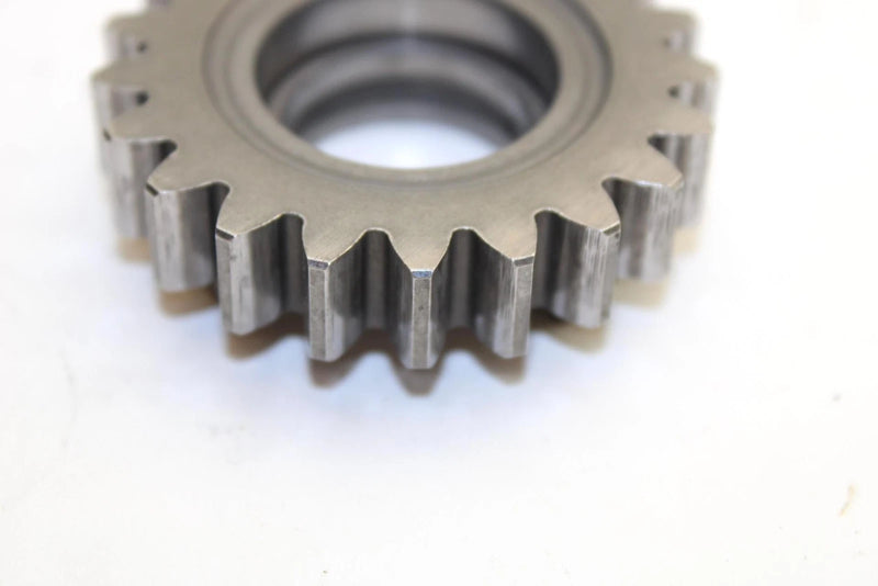 Suzuki OEM Tranny Transmission 4th Drive 21T Gear 24241-18A01 Q1883