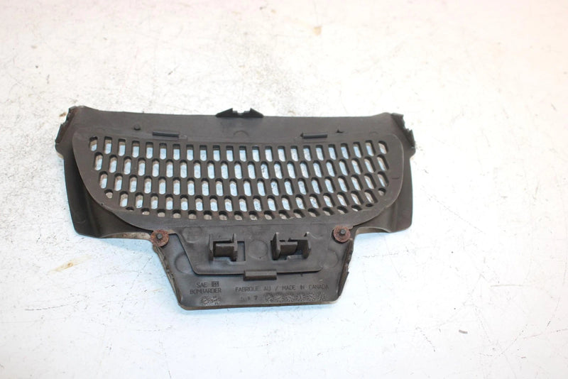 02 Ski-doo Grand Touring 500 Oem Center Grill 517302026 SS24