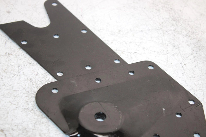 99 Polaris Xlt Touring Oem Left Suspension Bracket 1012439-067 SP46