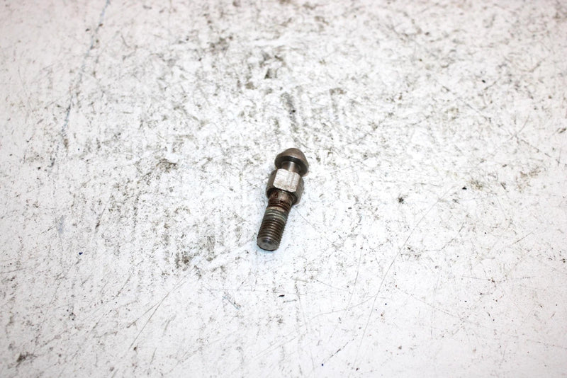 1997 Yamaha 1100 Triple Waveventure Oem Seat Latch Plunger GH1-63774-01-00 JY24