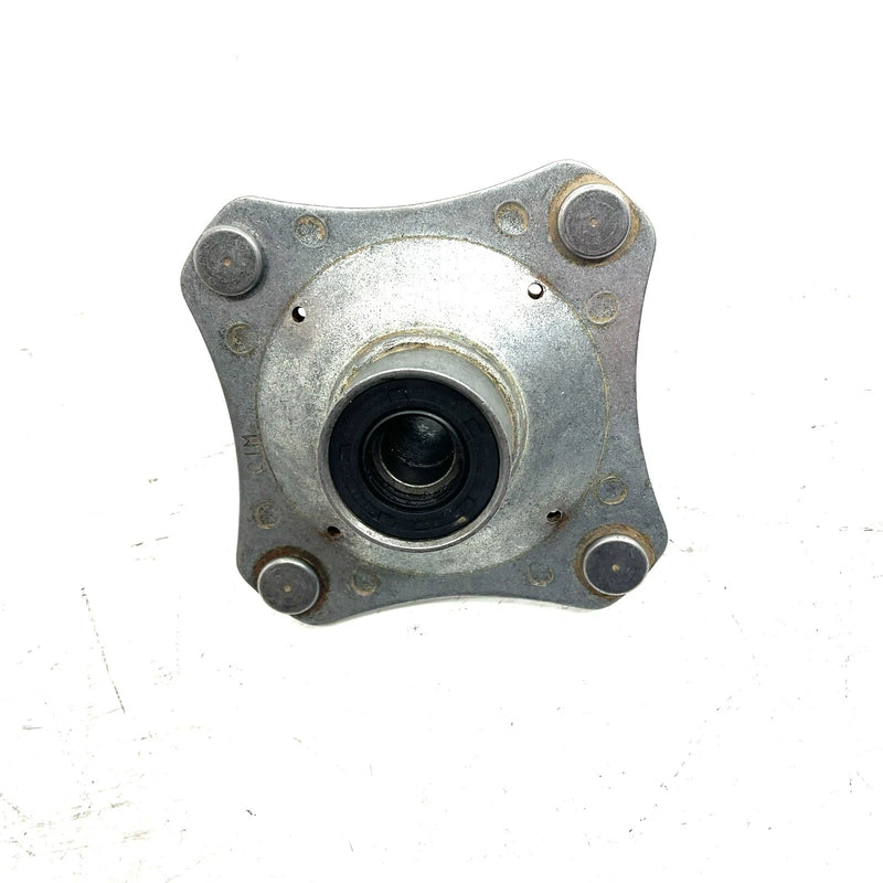 84-87 Suzuki Quadrunner 185 LT185 2x4 OEM Front Wheel Hub 54110-24403 AS39