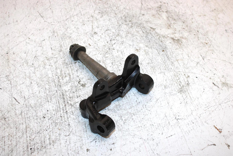 1987 Yamaha  Warrior Oem Left Steering Knuckle 1UY-23501-01-00 AY16