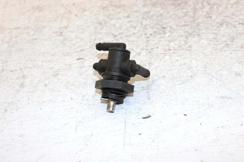 1999 Polaris Sportsman 500 Oem 3 Way Fuel Valve 7052161 AP24