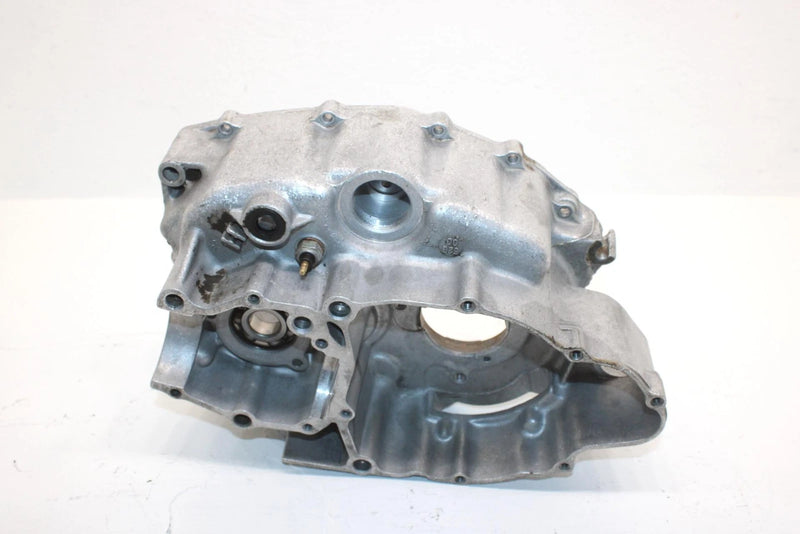 1999 Yamaha  Bear Tracker 2wd Oem Crankcase 4BD-15100-12-00 AY50