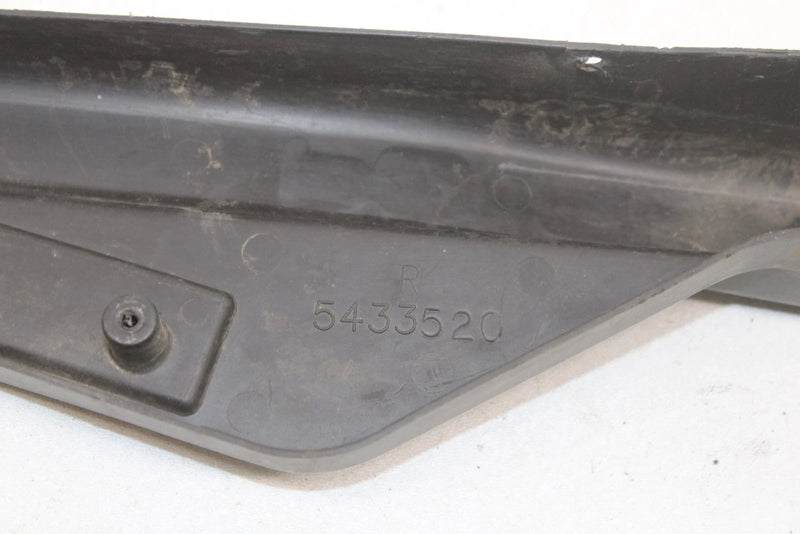 02 Polaris Classic 600 Oem Right Snow Skirt With Reflector 263244-070 SP203