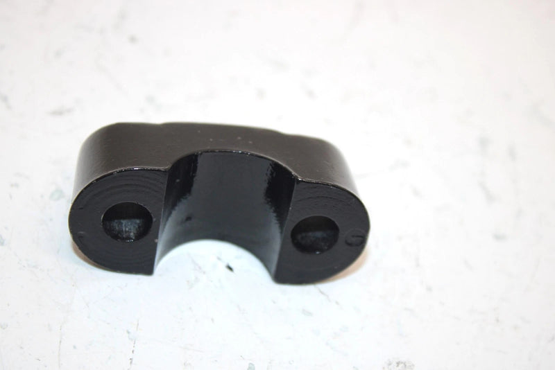 87 Kawasaki Bayou 185 Klf185a Oem Handlebar Holder (Painted) 46012-008 AK13