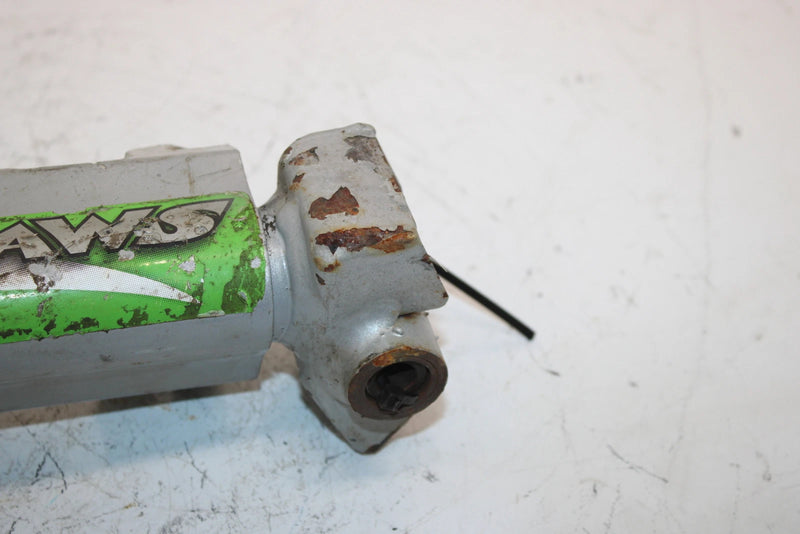 04 Arctic Cat Sabercat 600 Efi Oem Right Steering Spindle 1703-370 SA239