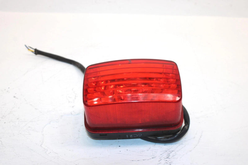 2007 Yamaha  Grizzly 350 2wd Oem Taillight  5KM-84710-01-00 AY28