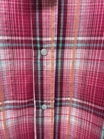 New Women’s Cumberland Pink Plaid Long Sleeve Pearl Snap XL GG-29