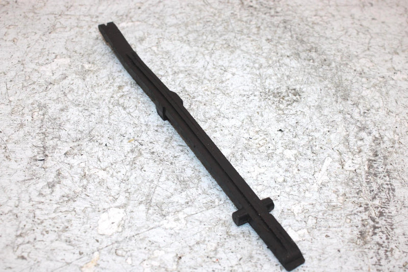1998 Suzuki Quadrunner 250 Oem Lower Cam Chain Guide 12771-19B02 AS13