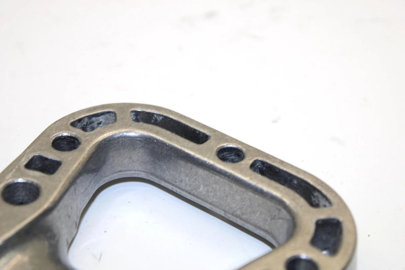 89 Yamaha Phazer Oem Lower Handebar Mount 8V0-23814-01-00 Q1476