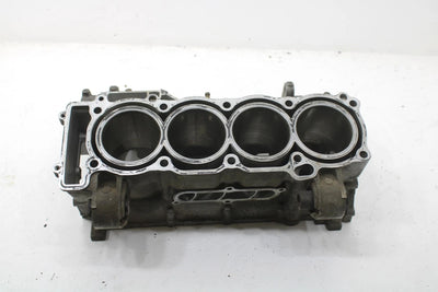2007 Yamaha Attak Gt Oem Upper Crankcase Cylinder 8FP-15100-08-00 SY135