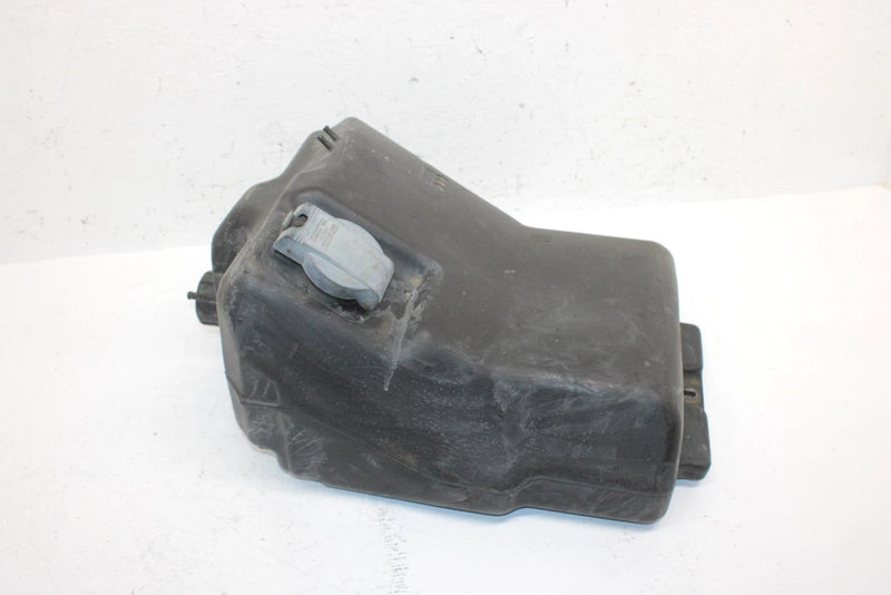 1989 Yamaha Inviter Oem Fuel Gas Tank 83M-24111-00-00 SY17