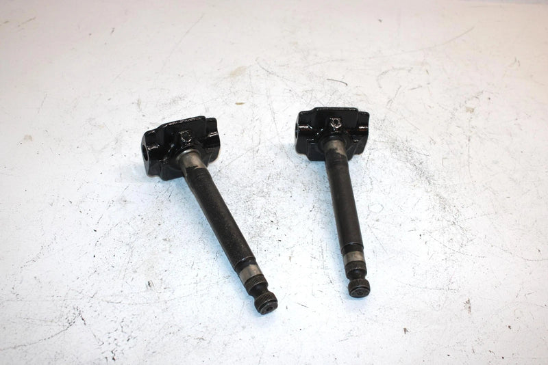 96 Polaris Trail Oem Steering Spindle Pair 6230073-067 SP60