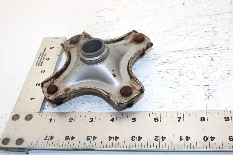 1992 Kawasaki Bayou 220 Oem Rear Wheel Hub  49030-1086 AK35