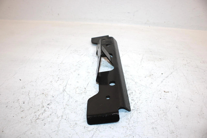 2001 Polaris Magnum 500 Oem Lower Radiator Bracket 5243503-067 AP157