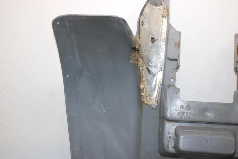 93 Polaris 350l 4x4 Oem Rear Fender 5430991-143 AP57