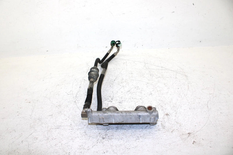 2013 Polaris 600 Rush Pro Oem Fuel Rail Assembly 2521143 SP30.1