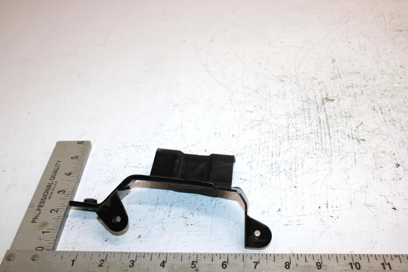 88 Yamaha Excel Iii Oem Airbox Bracket 8G8-14498-00-00 SY12