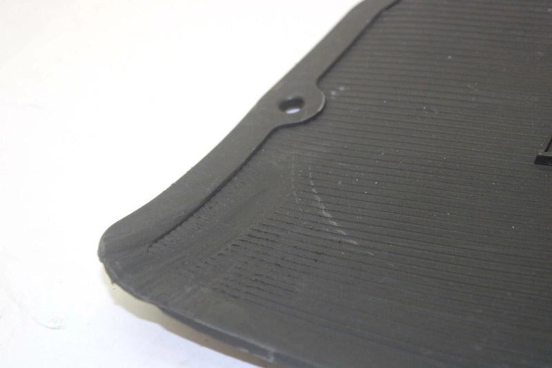 89 Yamaha Phazer PZ480N OEM Snowflap 8X9-77595-00-00 SY52