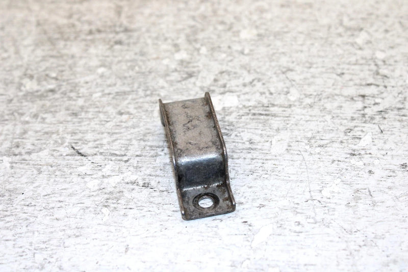 1995 Yamaha Vmax 500 Oem Frame Clip Pair 89A-21911-20-00 SY34